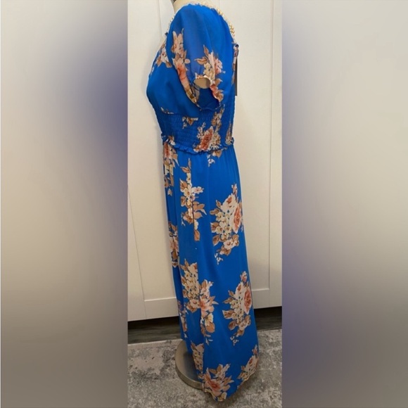 Maxi Dress Floral Print Mimi Chica Blue Short Sleeve Sz Medium NWOT - Picture 3 of 5